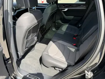 Volkswagen Touareg R Line