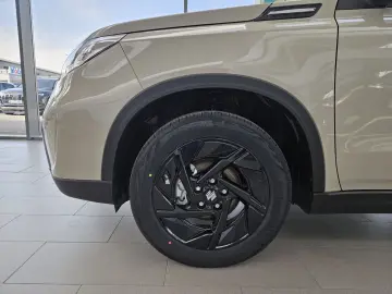 Suzuki Vitara 1.4 Boosterjet 6AT MHEV Spirit - Editie Limita