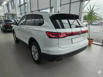 Volkswagen Touareg V6 TDI 4MOTION Style