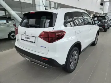 Suzuki Vitara 1.4 Boosterjet 6MT MHEV Passion - Tractiune Fa