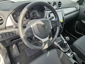 Suzuki Vitara 1.4 Boosterjet 6MT MHEV Passion - Tractiune Fa