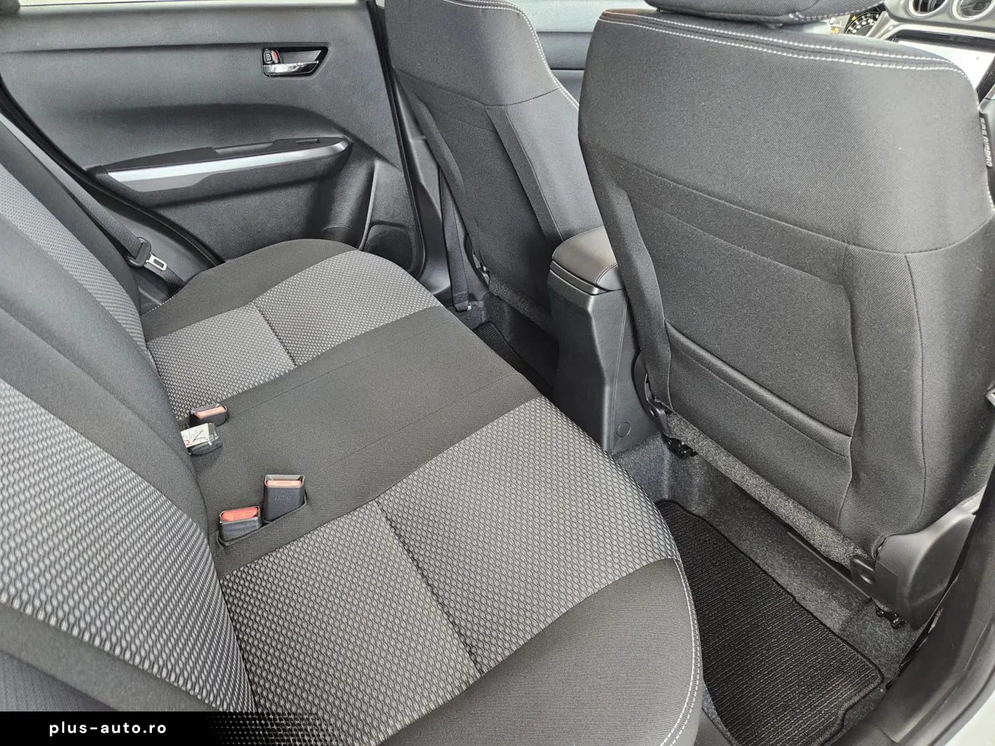 Suzuki Vitara 1.4 Boosterjet 6MT MHEV Passion - Tractiune Fa