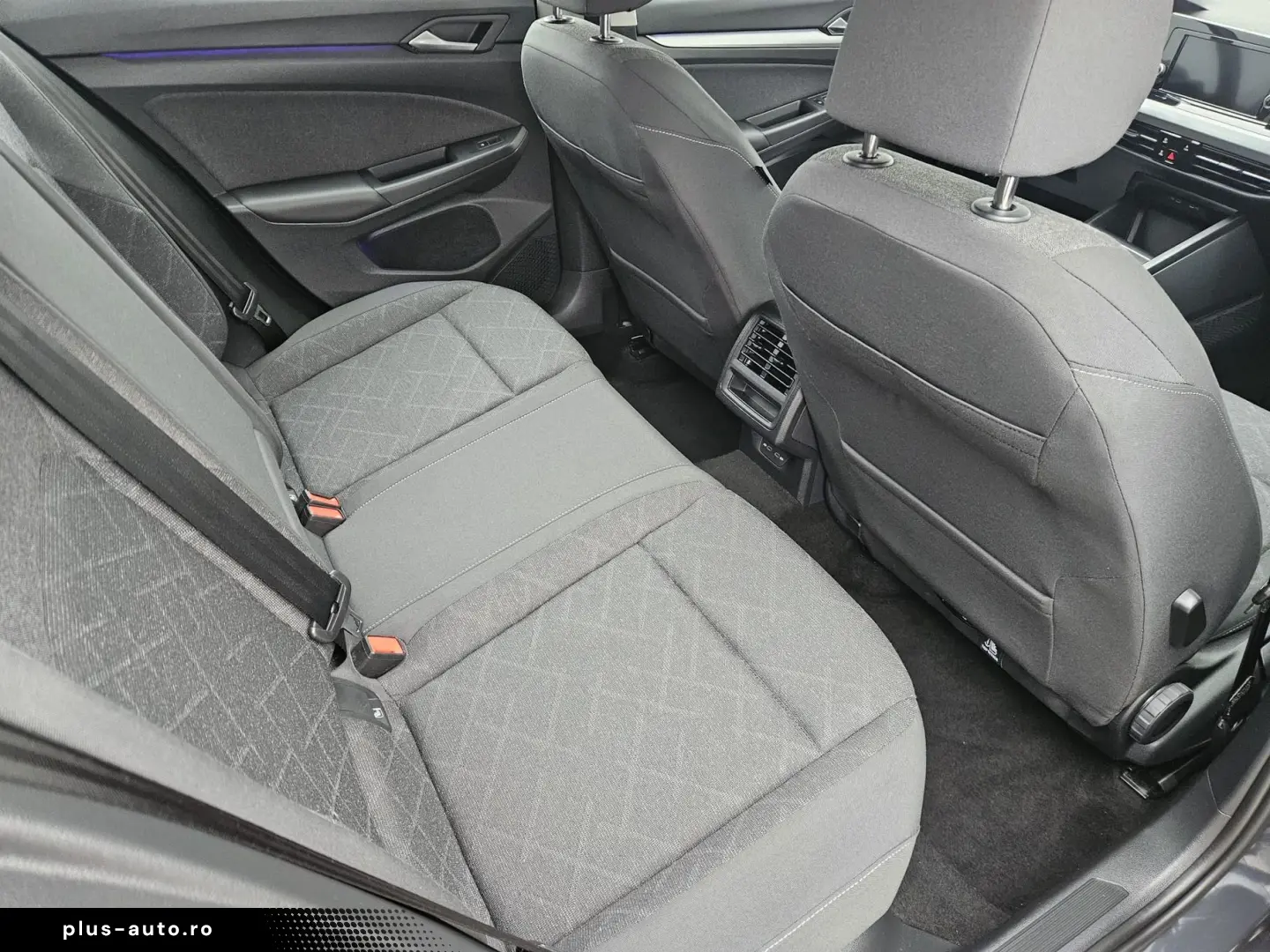 Volkswagen Golf 1.0 eTSI DSG Life