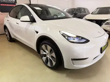 Tesla T-Model-Y