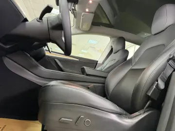 Tesla T-Model-Y