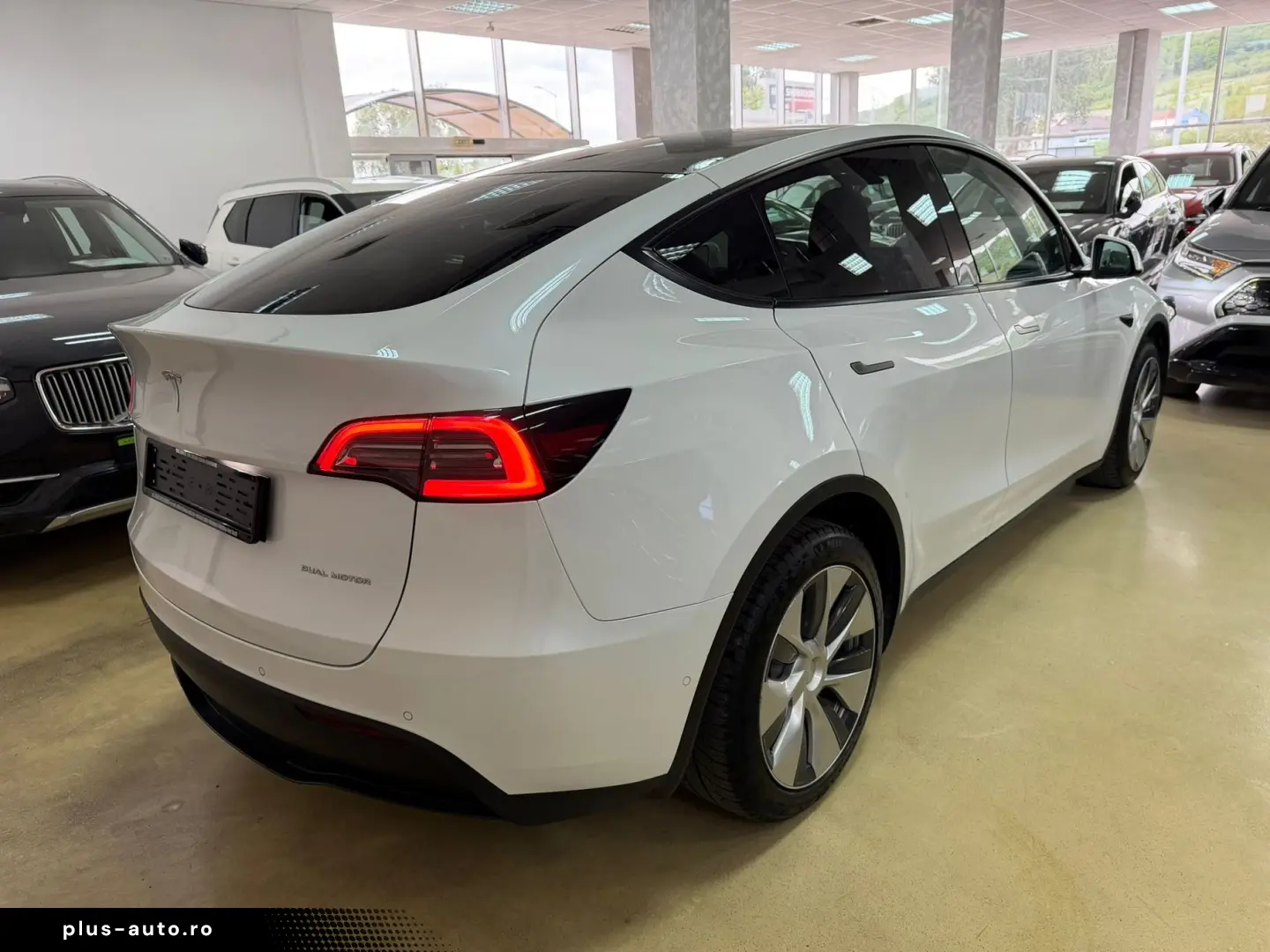 Tesla T-Model-Y