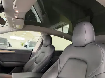 Tesla T-Model-Y