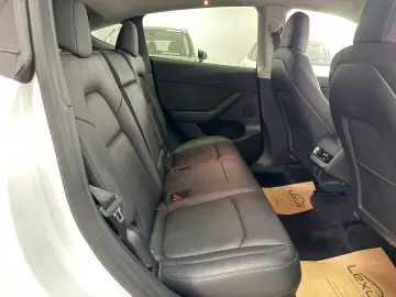 Tesla T-Model-Y