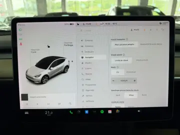 Tesla T-Model-Y