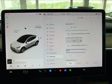 Tesla T-Model-Y