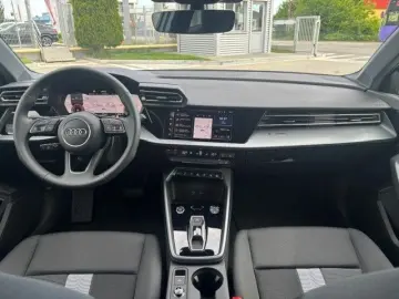 Audi A3 Limuzina 35 TFSI 150cp Stronic Mild Hybrid 2026