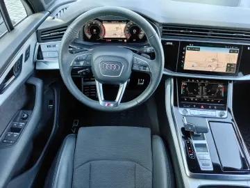 Audi Q7 quattro 3.0 TDI V6 Mild Hybrid 231 CP A8