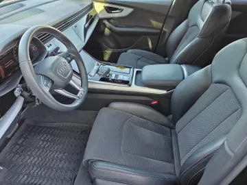 Audi Q7 quattro 3.0 TDI V6 Mild Hybrid 231 CP A8