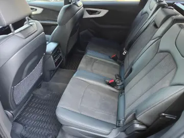 Audi Q7 quattro 3.0 TDI V6 Mild Hybrid 231 CP A8