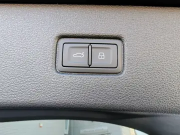 Audi Q7 quattro 3.0 TDI V6 Mild Hybrid 231 CP A8