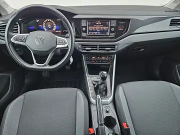 Volkswagen Polo 1.0 TSI Life 95CP   TVA deductibil   Garanti