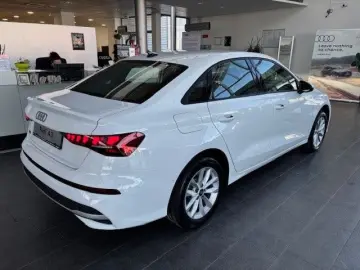 Audi A3 Limuzina 35 TFSI 150cp Stronic Mild Hybrid 2026