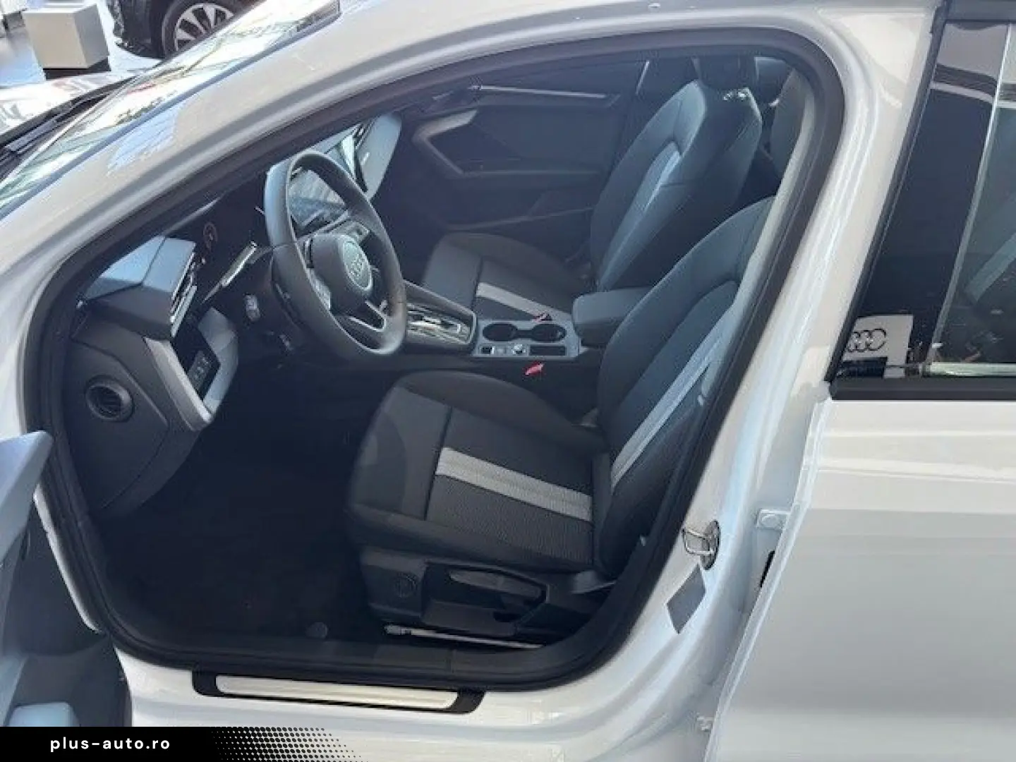 Audi A3 Limuzina 35 TFSI 150cp Stronic Mild Hybrid 2026