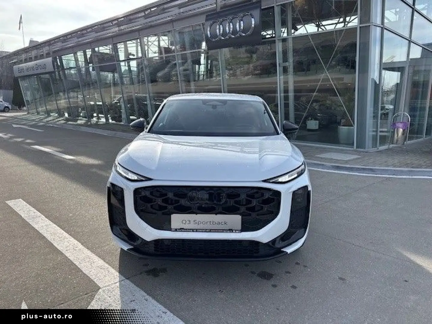 Noul Audi Q3 Sportback S Line 35 TFSI 150cp Stronic Mild Hyb