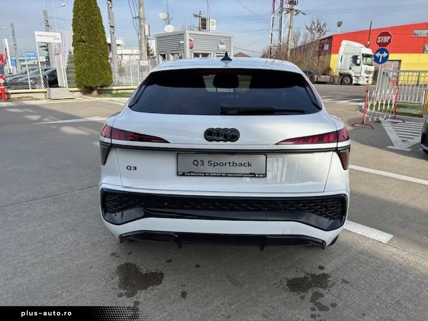 Noul Audi Q3 Sportback S Line 35 TFSI 150cp Stronic Mild Hyb