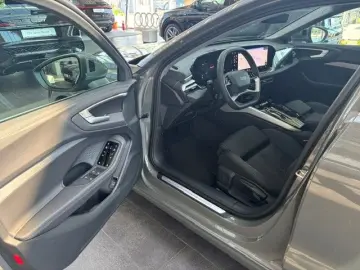 Audi A5 Limuzina 35 TFSI 150cp Stronic