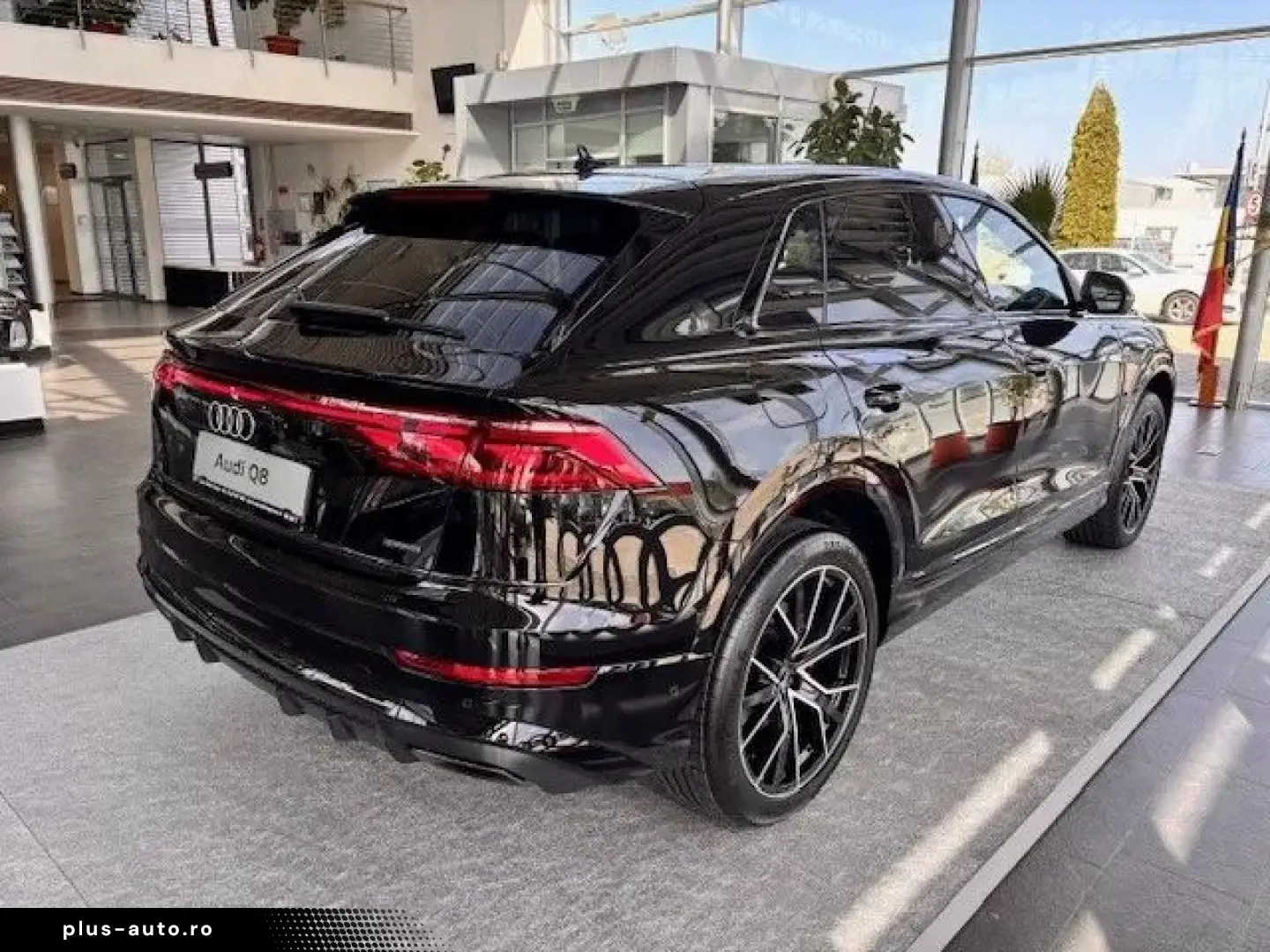 Audi Q8 PI 55 TFSI e quattro 290 kW   394 CP Plug in Hybrid