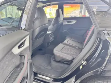 Audi Q8 PI 55 TFSI e quattro 290 kW   394 CP Plug in Hybrid