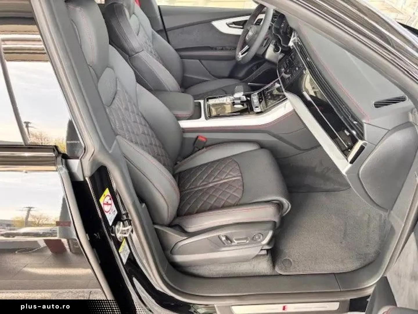 Audi Q8 PI 55 TFSI e quattro 290 kW   394 CP Plug in Hybrid