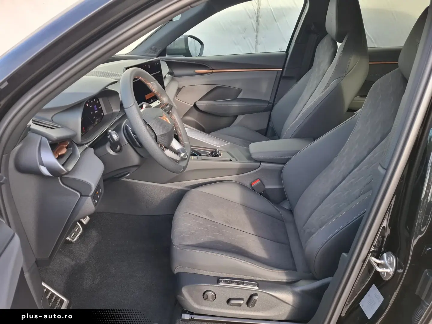 Cupra Terramar 1.5 e-TSI DSG7 MHEV 150CP – 2025  disponibil