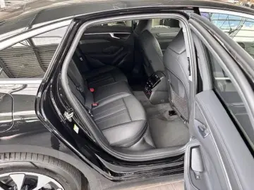 Noul Audi A6 Limuzina 40 TDI quattro 204cp Stronic Mild Hybr