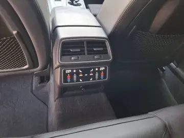 Audi A6 3.0 TDI   245 Cp