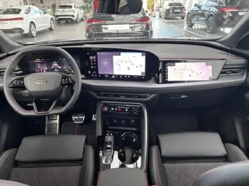 Audi Q5 Sportback 50 e-hybrid quattro 299cp
