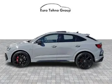 Audi Audi-Rsq3