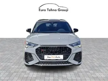 Audi Audi-Rsq3