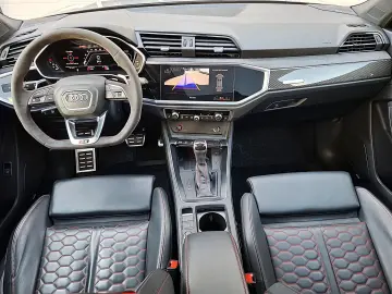 Audi Audi-Rsq3