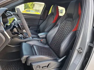 Audi Audi-Rsq3