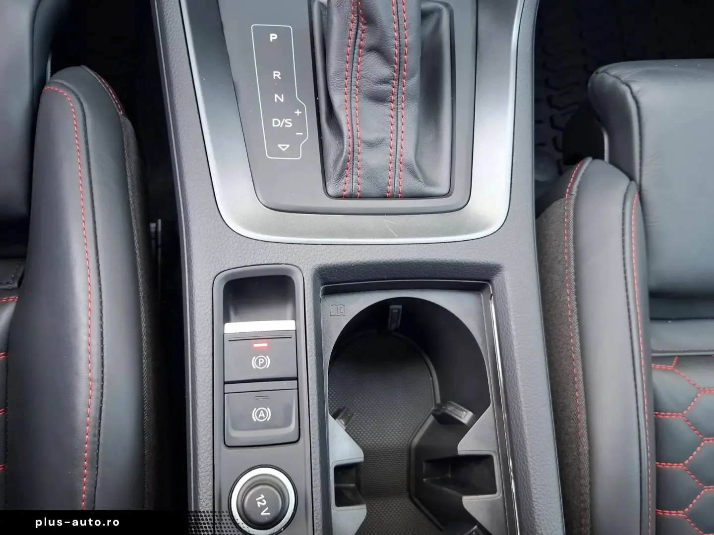 Audi Audi-Rsq3