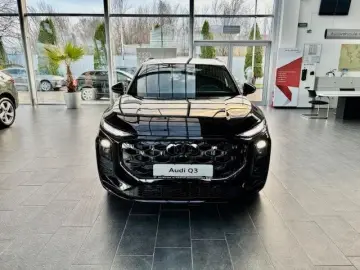 Noul Audi Q3 S Line 40 TFSI quattro 204cp Stronic