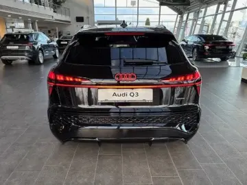 Noul Audi Q3 S Line 40 TFSI quattro 204cp Stronic
