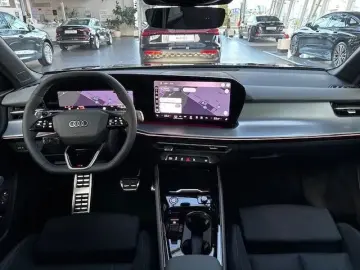 Noul Audi Q3 S Line 40 TFSI quattro 204cp Stronic