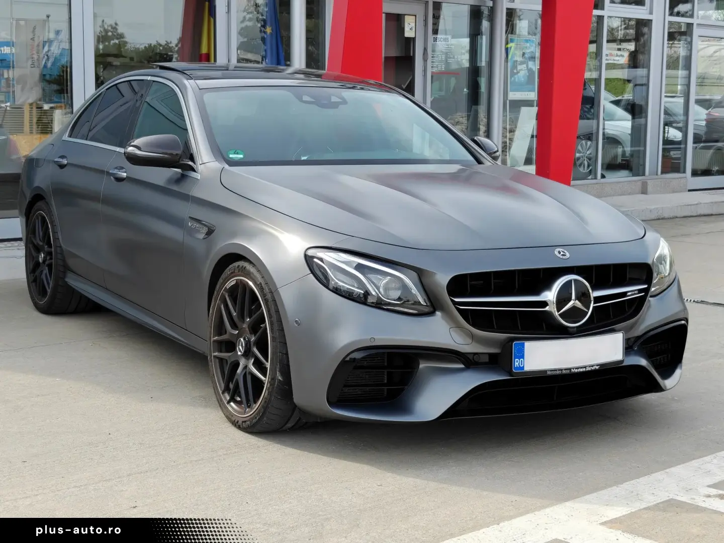Mercedes-Benz E