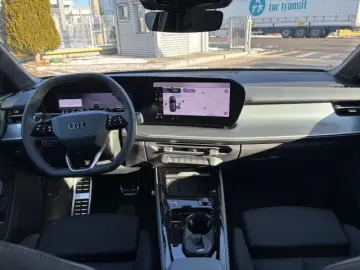 Audi Q3 Sportback e-hybrid 272cp Plug in Hybrid
