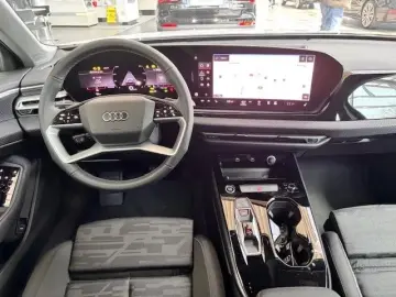 Noul Audi A5 Limuzina 35 TFSI 150cp Stronic