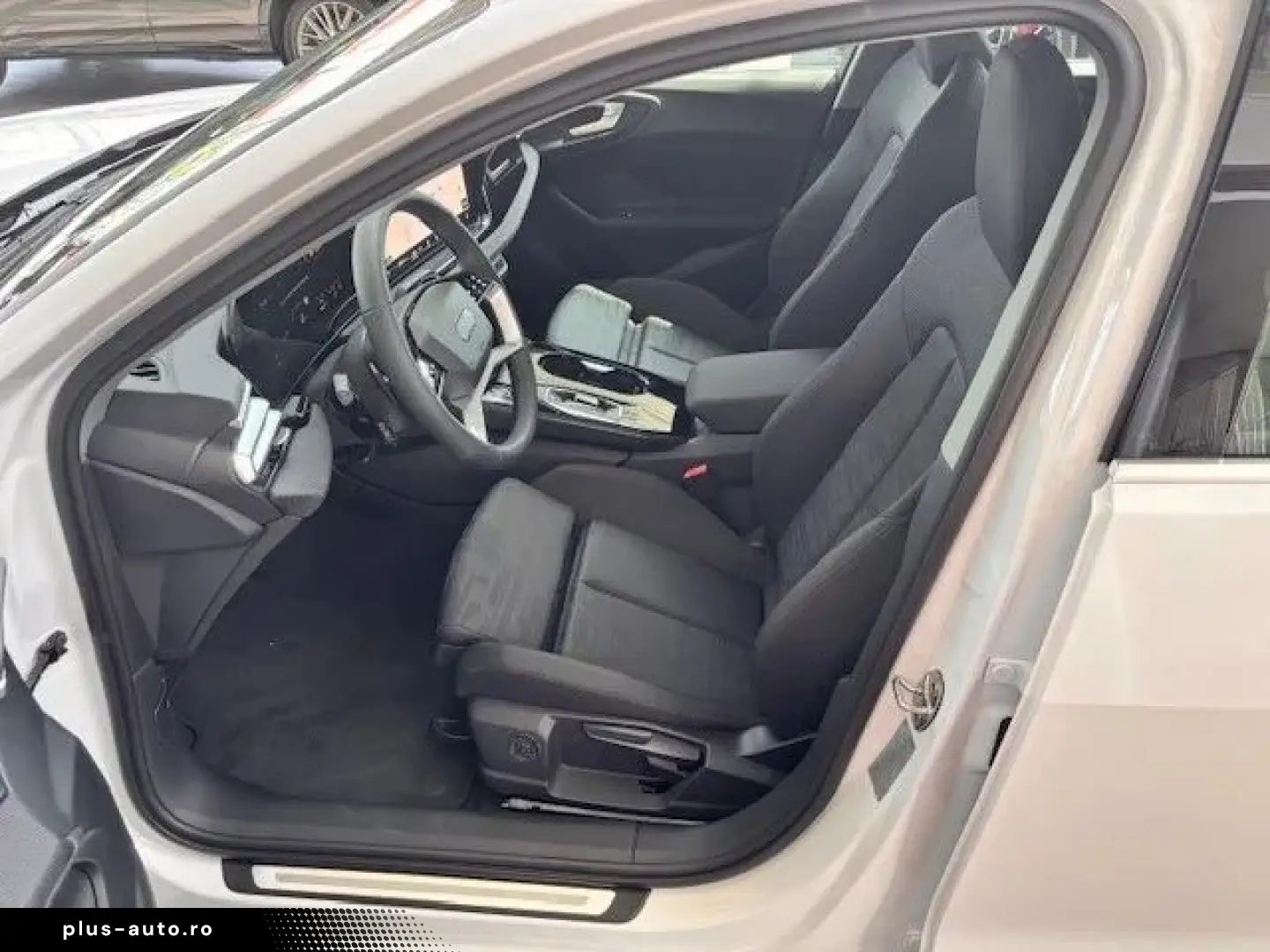 Noul Audi A5 Limuzina 35 TFSI 150cp Stronic