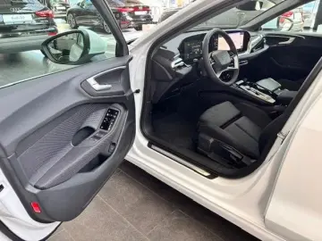 Noul Audi A5 Limuzina 35 TFSI 150cp Stronic