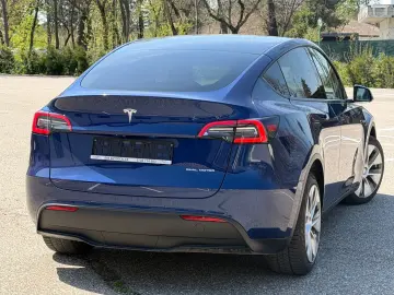 Tesla T-Model-Y