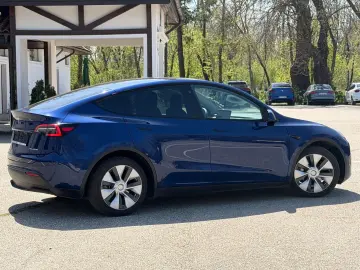 Tesla T-Model-Y