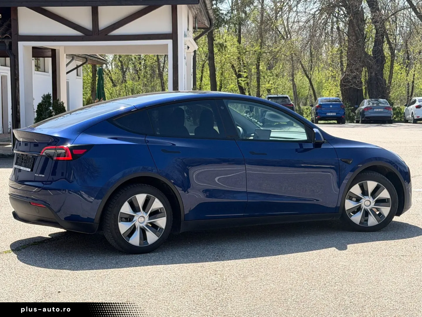 Tesla T-Model-Y