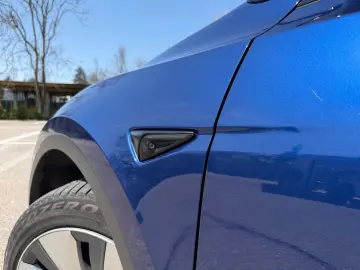 Tesla T-Model-Y