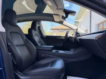 Tesla T-Model-Y